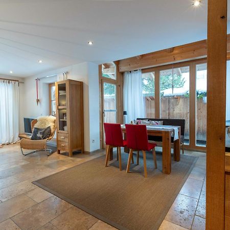 Ferienlandhaus Alpinum เลงกรีส ภายนอก รูปภาพ