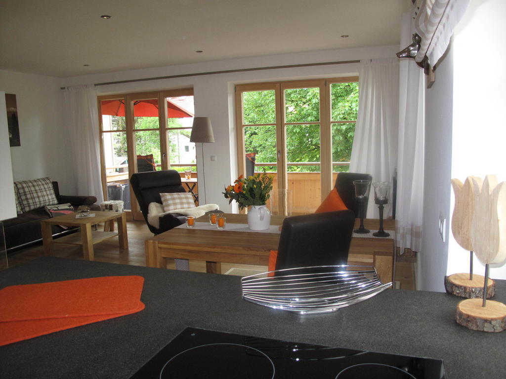 Ferienlandhaus Alpinum เลงกรีส ภายนอก รูปภาพ