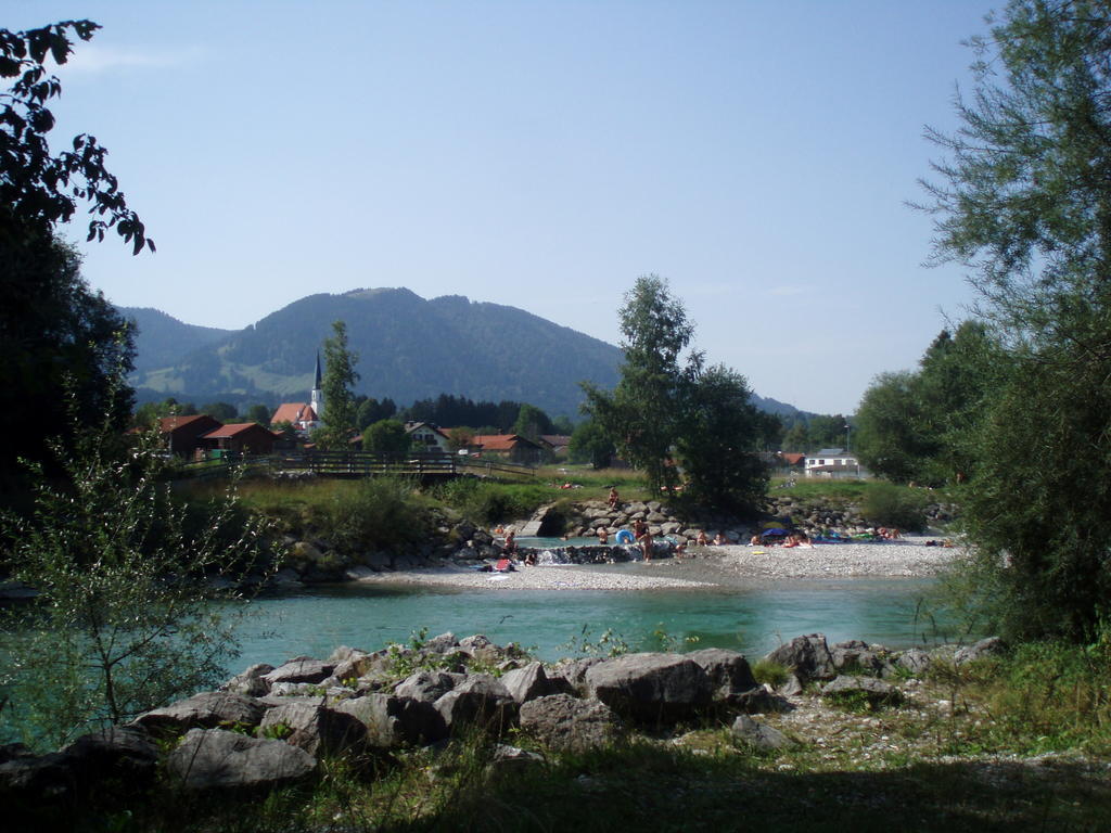 Ferienlandhaus Alpinum เลงกรีส ภายนอก รูปภาพ
