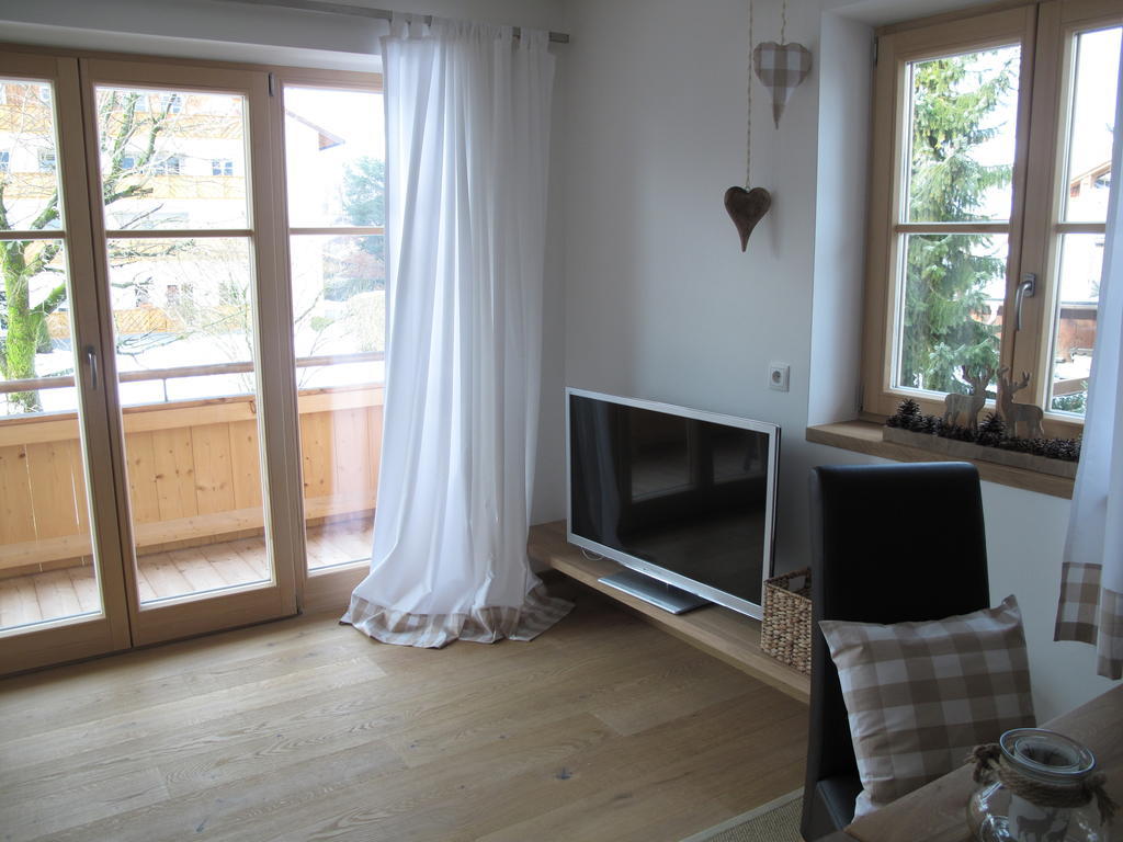 Ferienlandhaus Alpinum เลงกรีส ภายนอก รูปภาพ