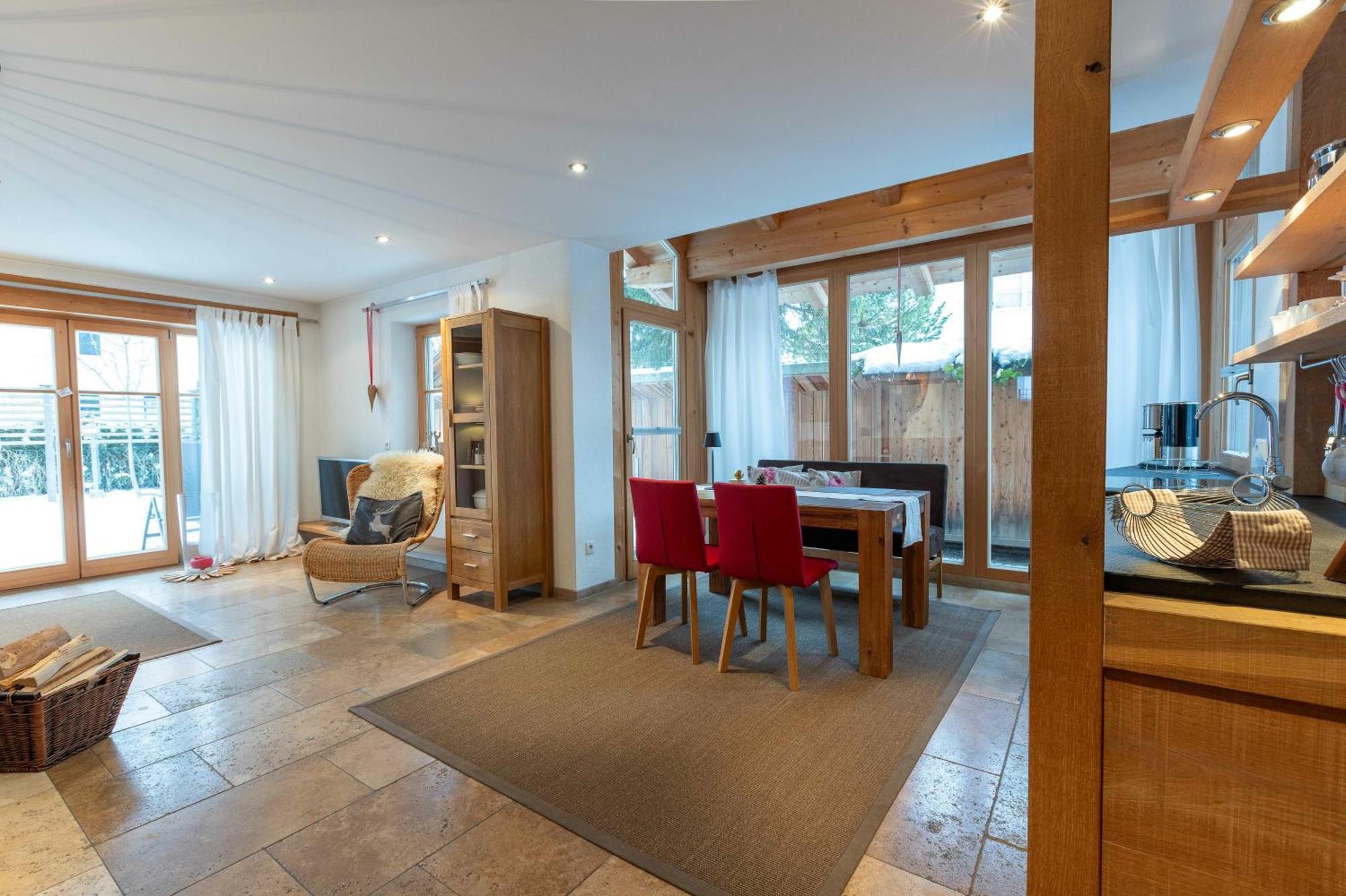 Ferienlandhaus Alpinum เลงกรีส ภายนอก รูปภาพ