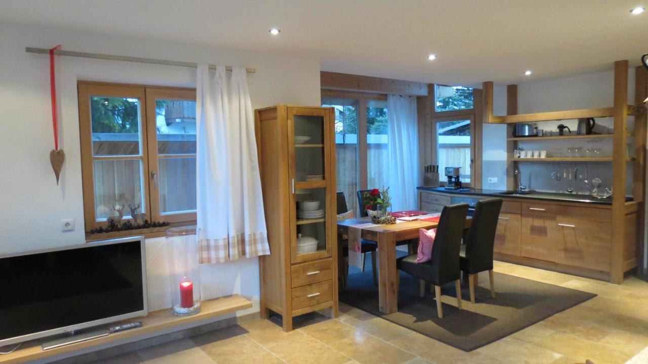 Ferienlandhaus Alpinum เลงกรีส ภายนอก รูปภาพ